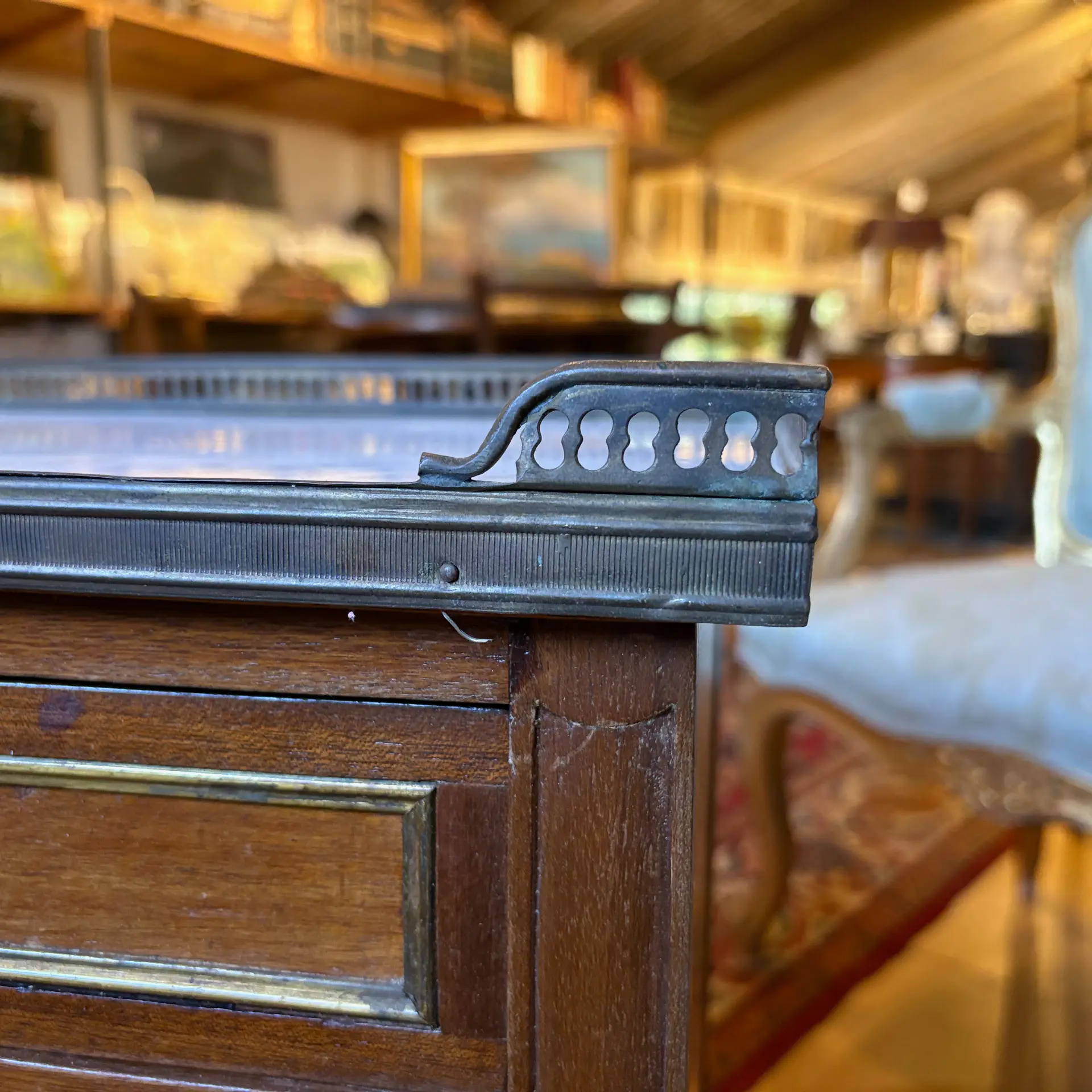 Louis XVI–Style Petite Table with Brass Gallery Louis XVI–Style Petite Table with Brass Gallery