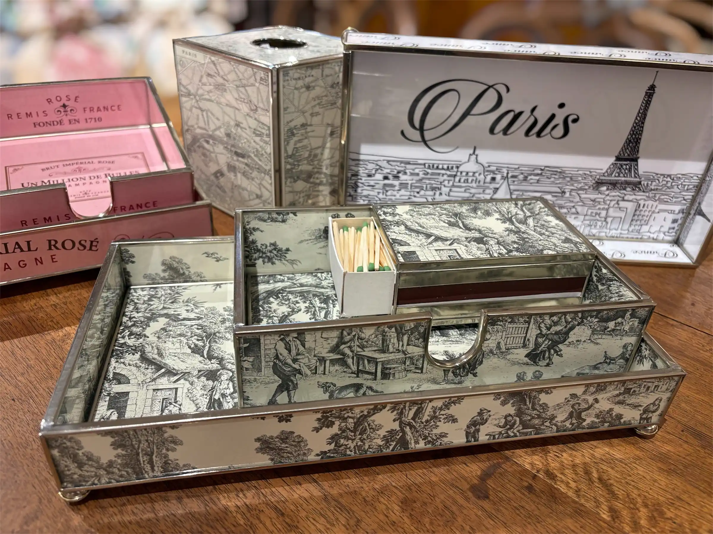 JM Tray Sets
